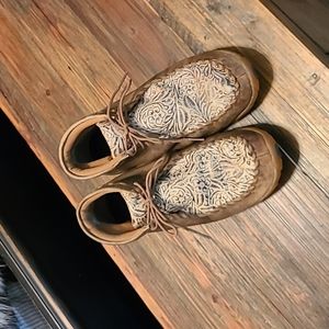 Twisted x tooled shoes